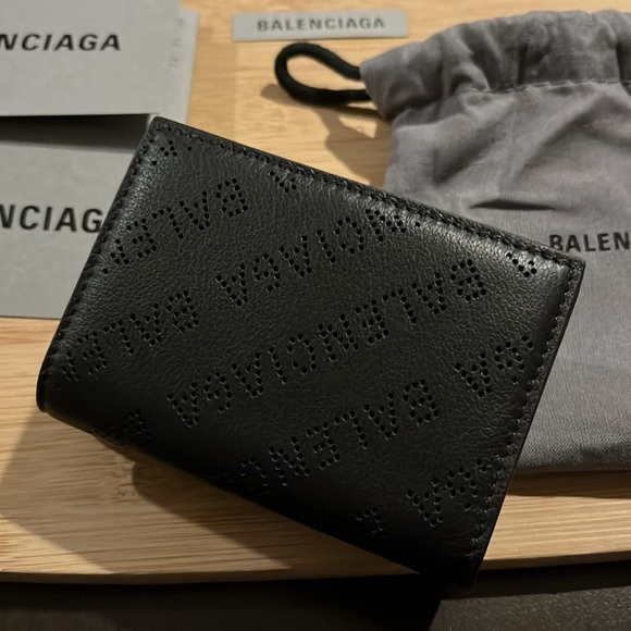BALENCIAGA Leather Punching Mini Wallet Trifold Black Women Unused S1904 - Picture 2 of 16
